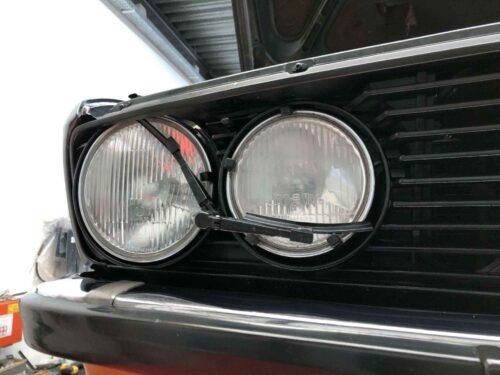 BMW E28 Headlight wipers p