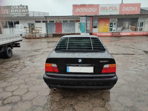 BMW E36 Sedan Louver
