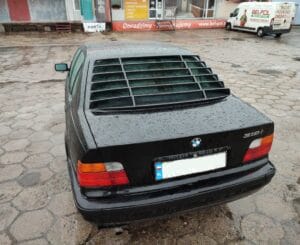 BMW E36 Sedan Louver