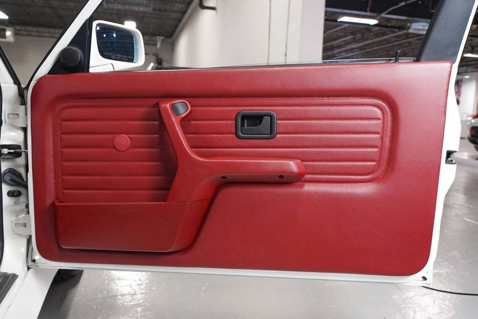 BMW E30 inner door handle trim (Pair) | MY Classic Parts
