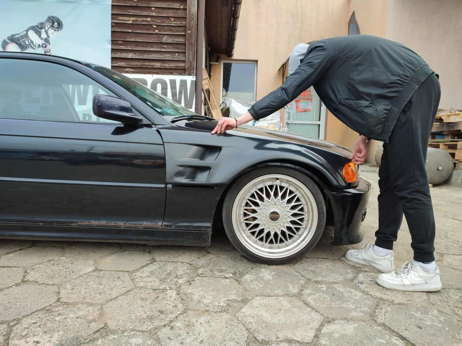 BMW E46 coupe / cabrio FRONT fenders flares (Felony Form style) - Image 6