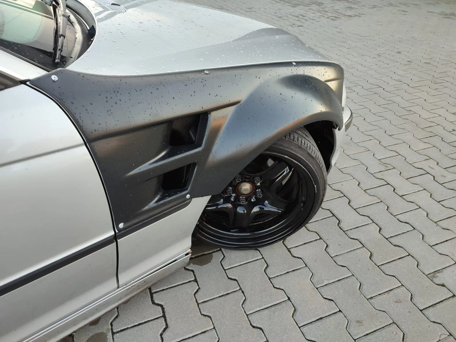 BMW E46 coupe / cabrio FRONT fenders flares (Felony Form style) - Image 5