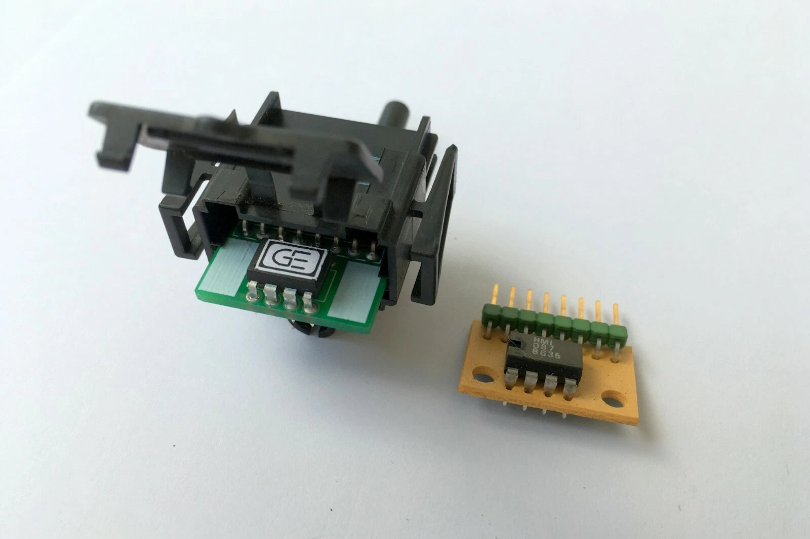 BMW E28 V8 Coding Plug Board - Image 6