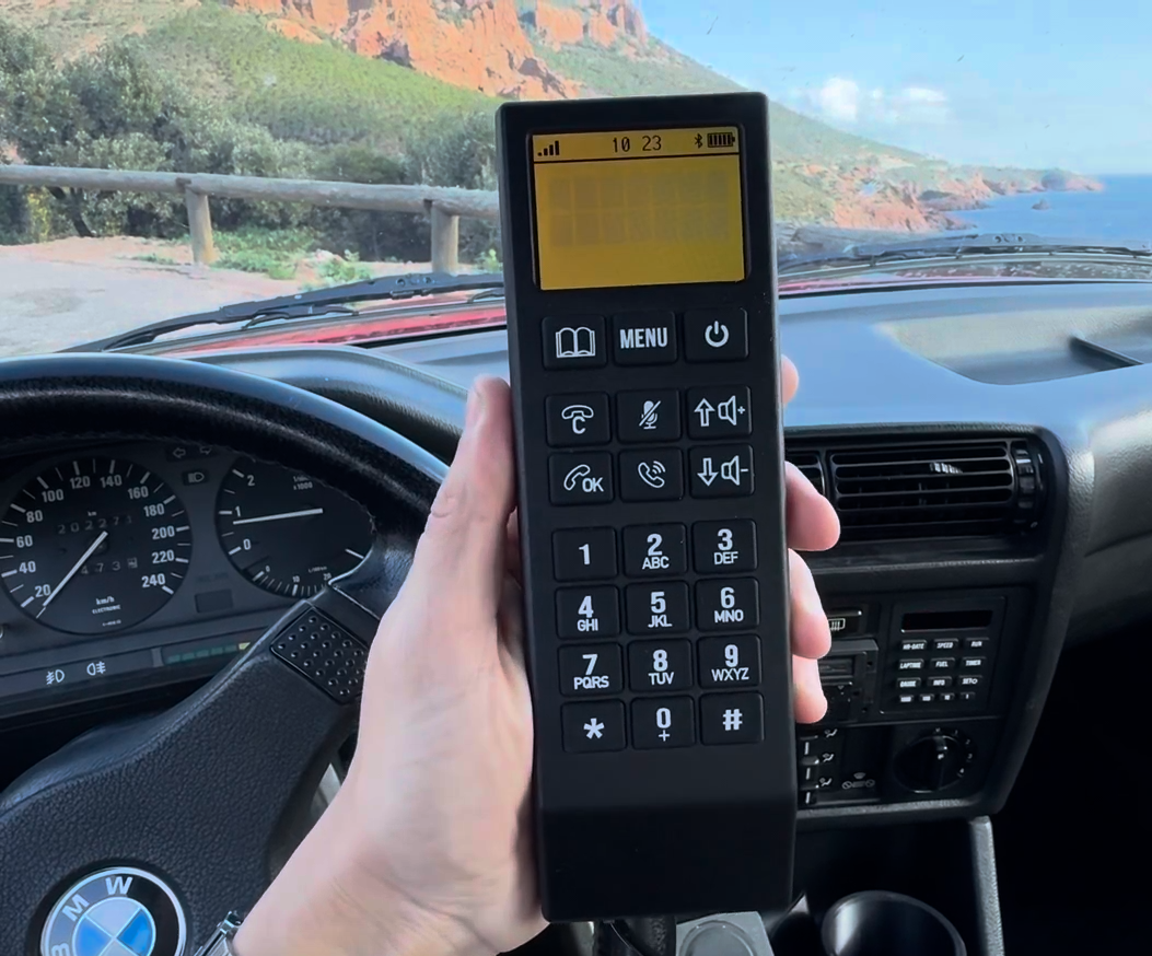 The CarPhone – Retro Bluetooth Car Phone for Classic Cars